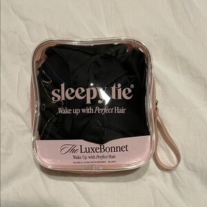 Sleepy Tie The LuxeBonnet Satin Bonnet in Black